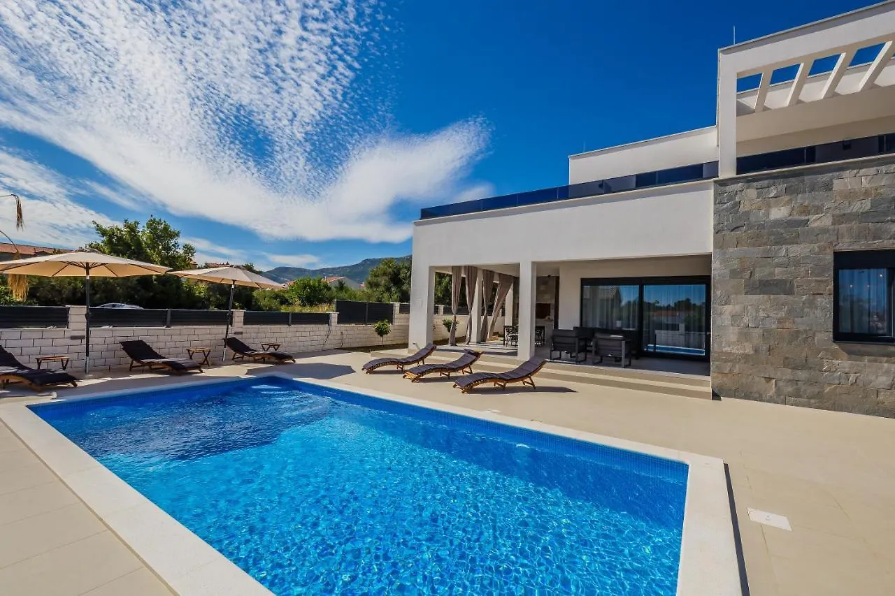 Villa Luka Kastela